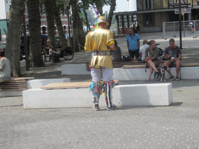 De modemAker.